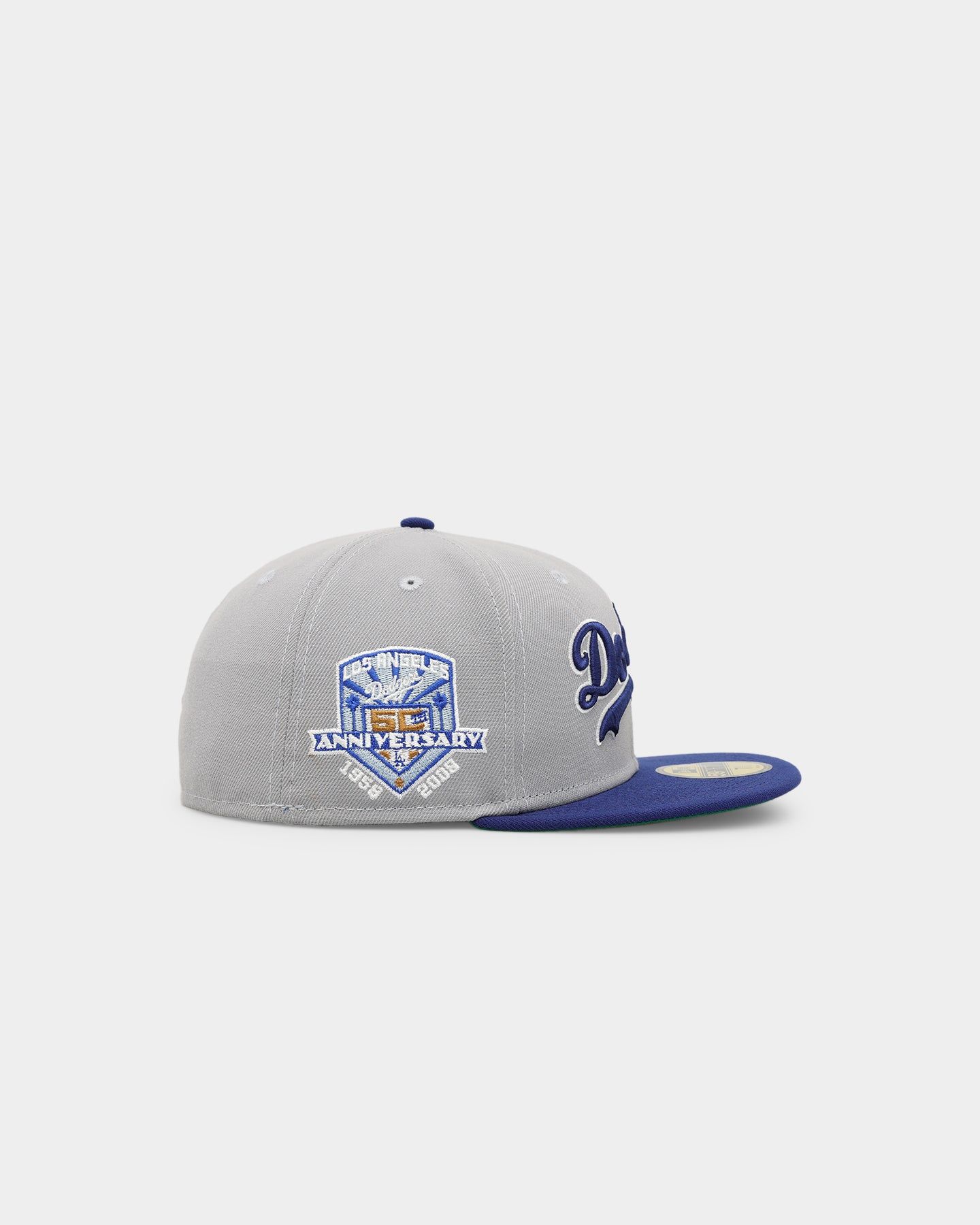 New Era Los Angeles Dodgers 'Retro Script' 59FIFTY Fitted OTC sold by Culture Kings product image thumbnail 3