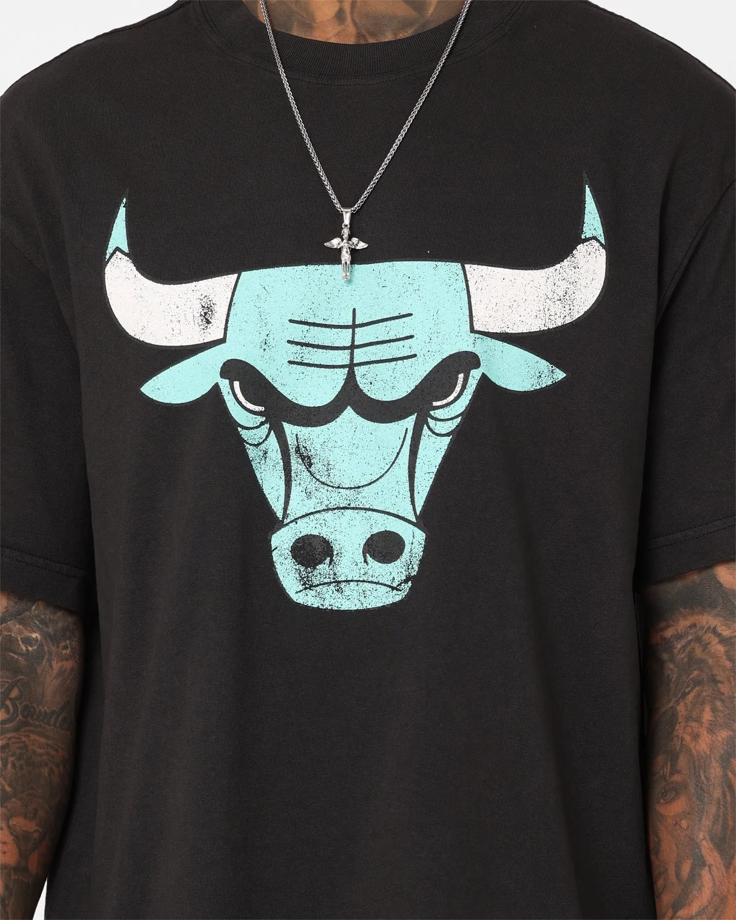 Mitchell & Ness Chicago Bulls Ice Blue Logo T-Shirt Faded Black sold by Culture Kings product image thumbnail 3