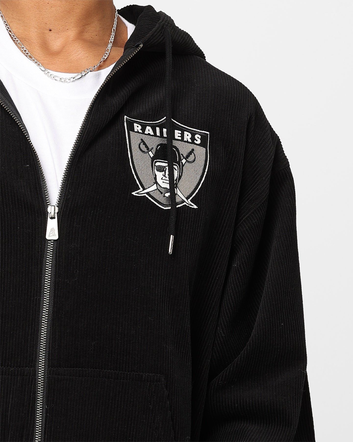 New Era Oakland Raiders Oversized Zip Hoodie Black sold by Culture Kings product image thumbnail 3