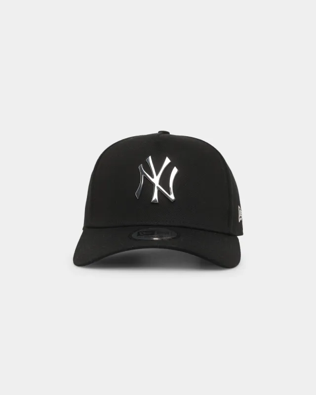 New Era New York Yankees 'Metal Badge' 9FORTY K-Frame Snapback Black/Silver sold by Culture Kings