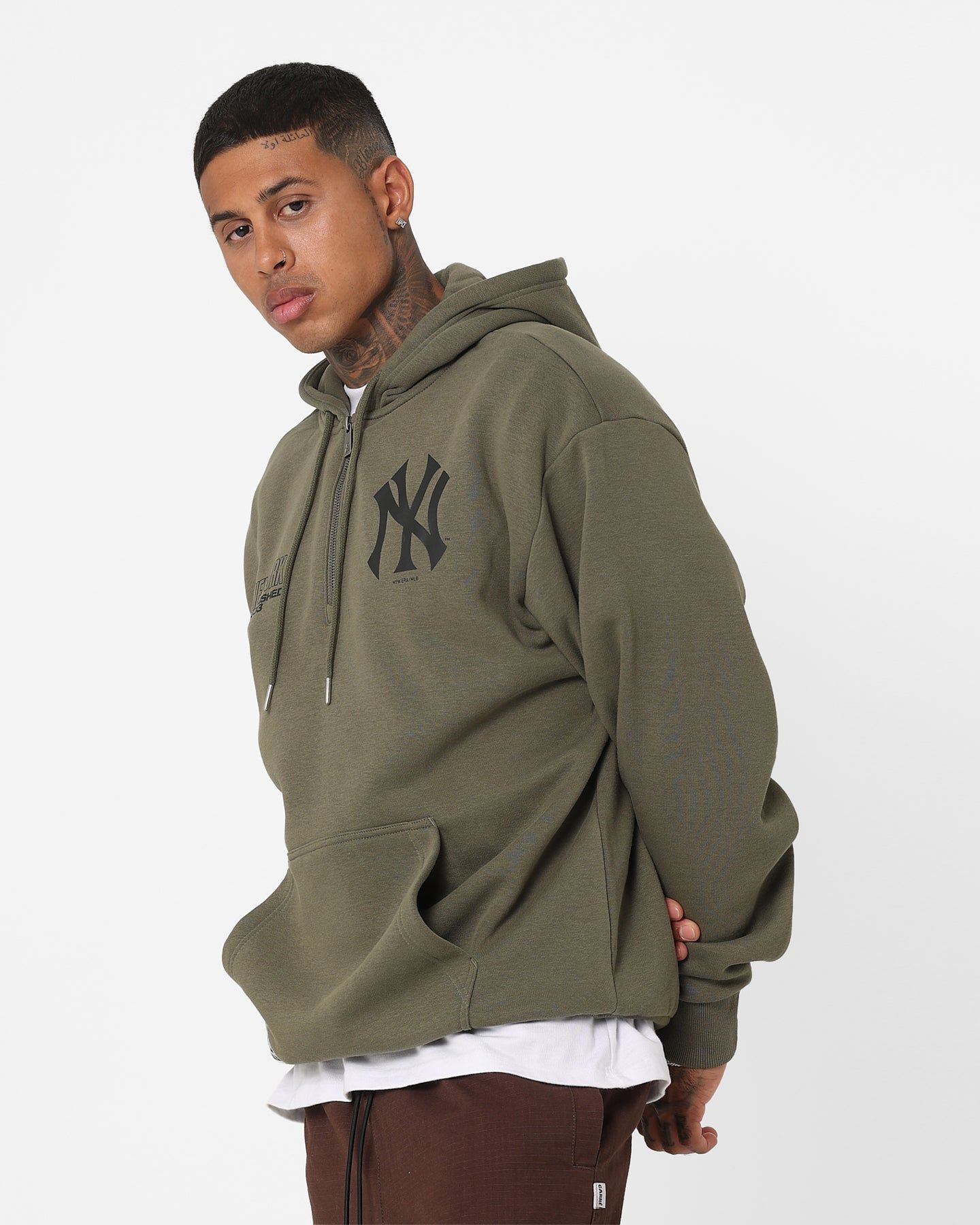 New Era New York Yankees 1/4 Zip Hoodie Green sold by Culture Kings product image thumbnail 6
