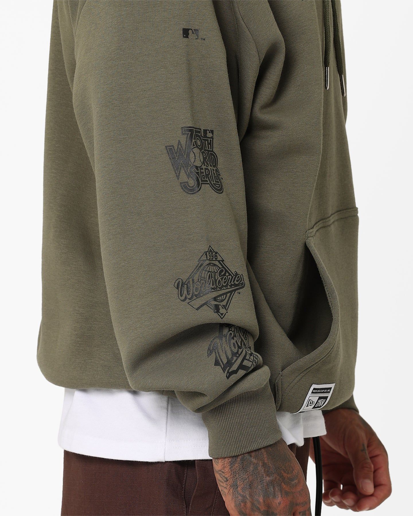 New Era New York Yankees 1/4 Zip Hoodie Green sold by Culture Kings product image thumbnail 7