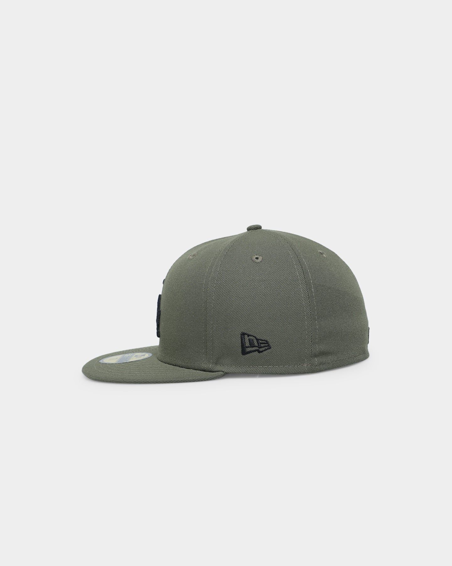 New Era Los Angeles Dodgers 'Olive Black' 59FIFTY Fitted New Olive sold by Culture Kings product image thumbnail 5
