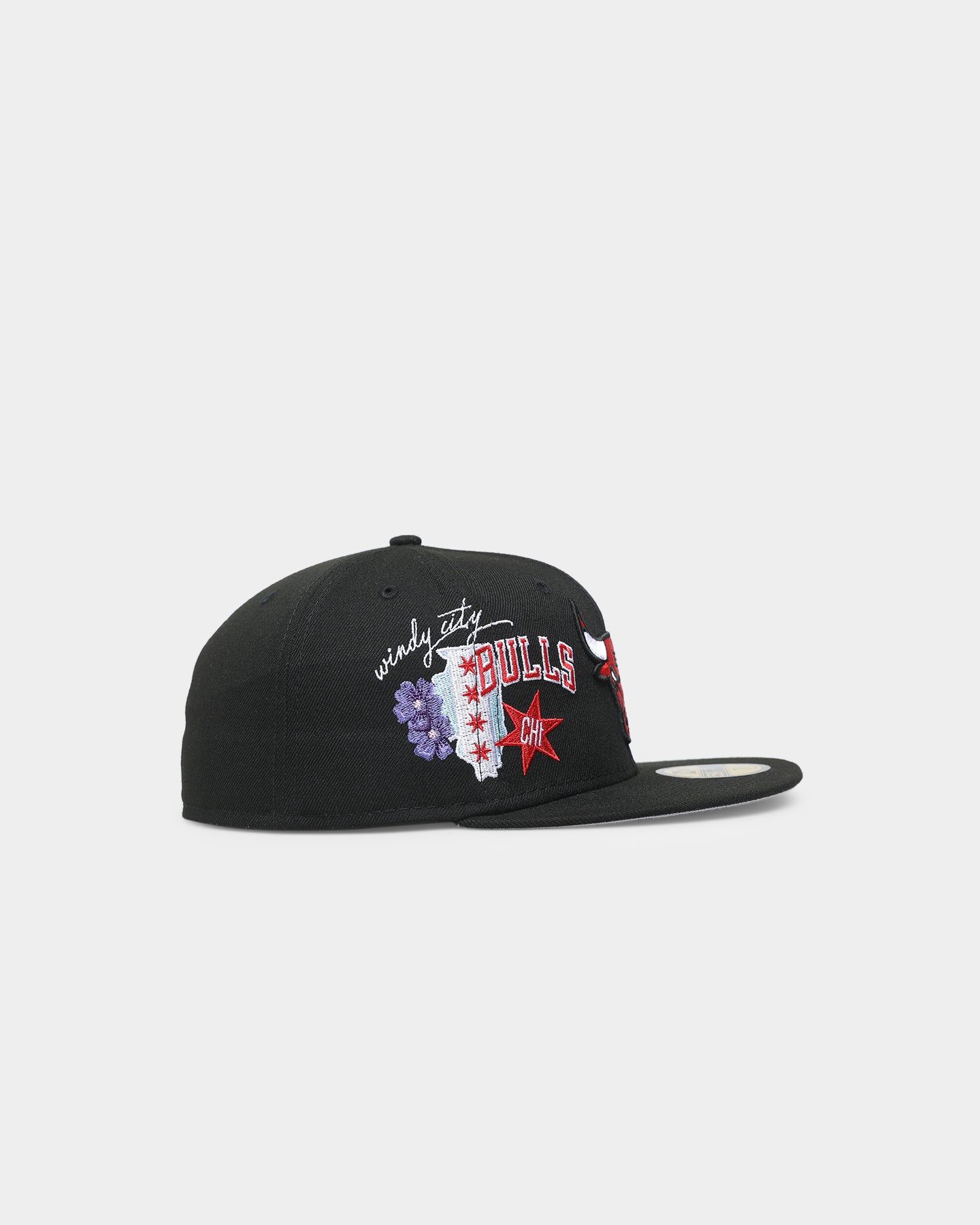 New Era Chicago Bulls 'City Cluster' 59FIFTY Fitted Black sold by Culture Kings product image thumbnail 3