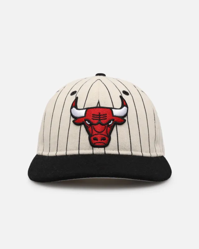 New Era Chicago Bulls 9FIFTY Retro Crown Strapback Off White/Black sold by Culture Kings