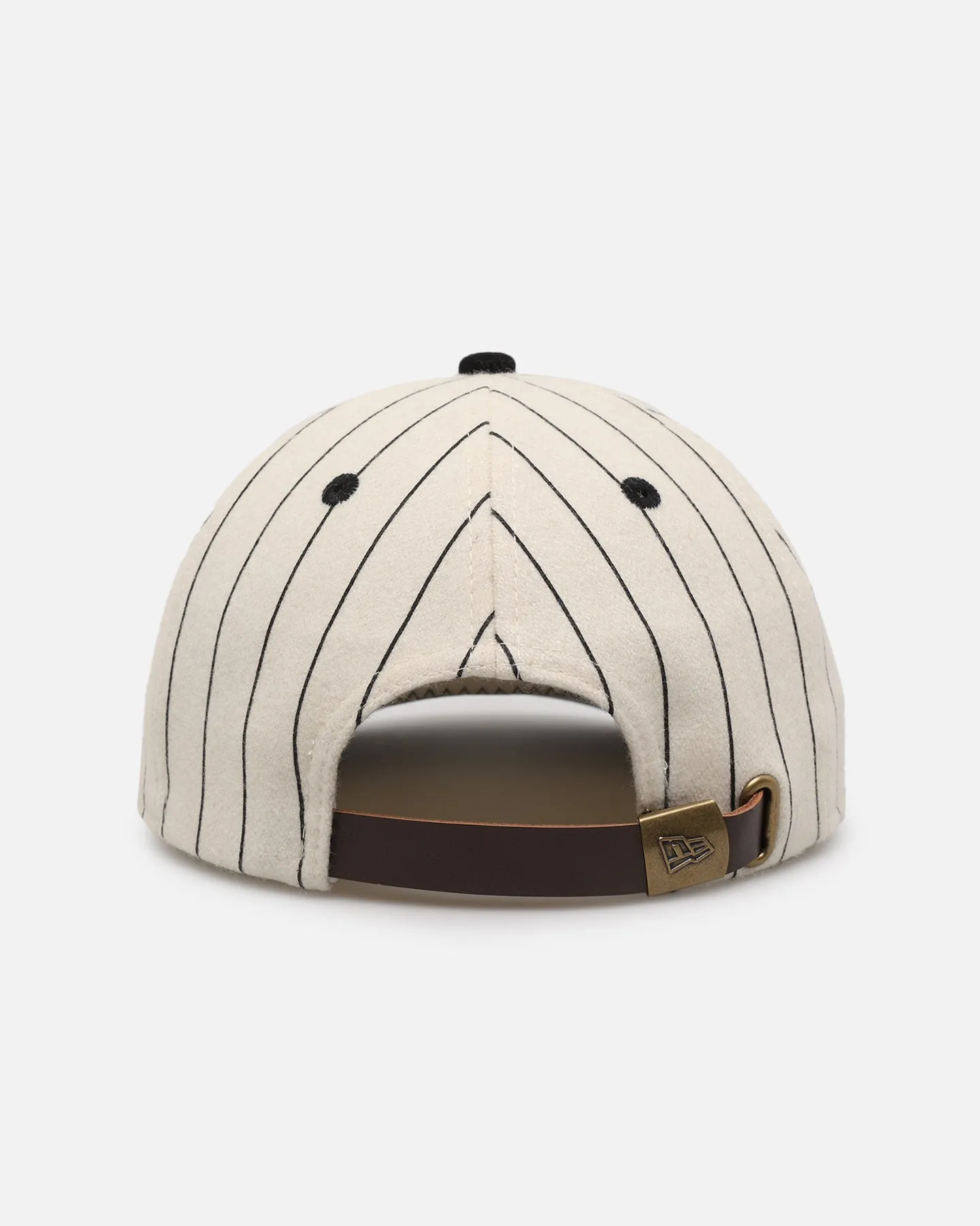 New Era Chicago Bulls 9FIFTY Retro Crown Strapback Off White/Black sold by Culture Kings product image thumbnail 3