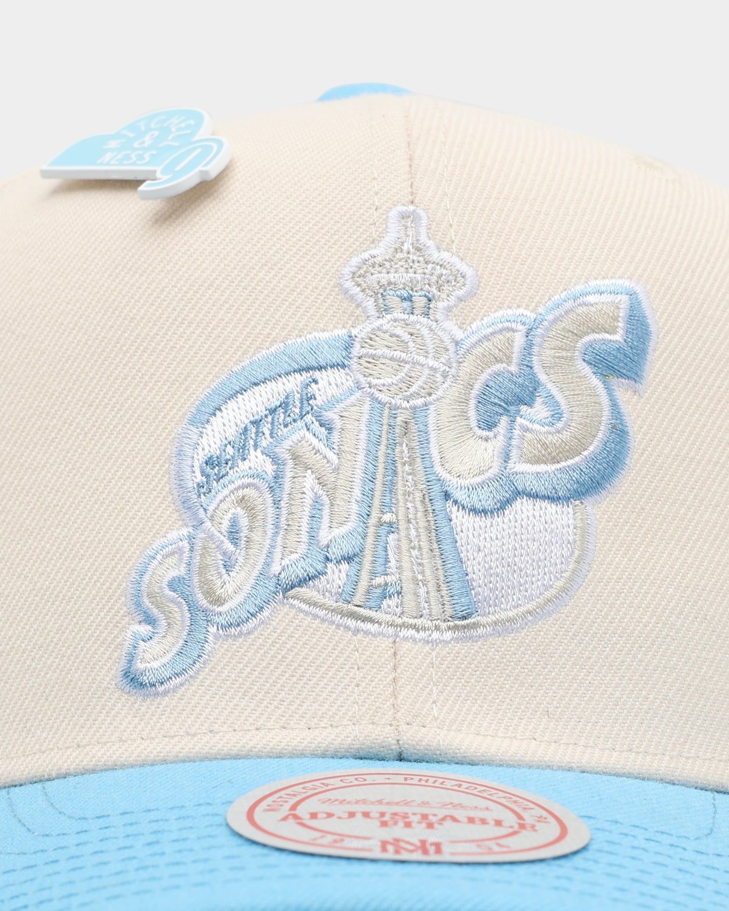 Mitchell & Ness Seattle Sonics 'Sky Blue' Snapback Cream sold by Culture Kings product image thumbnail 5
