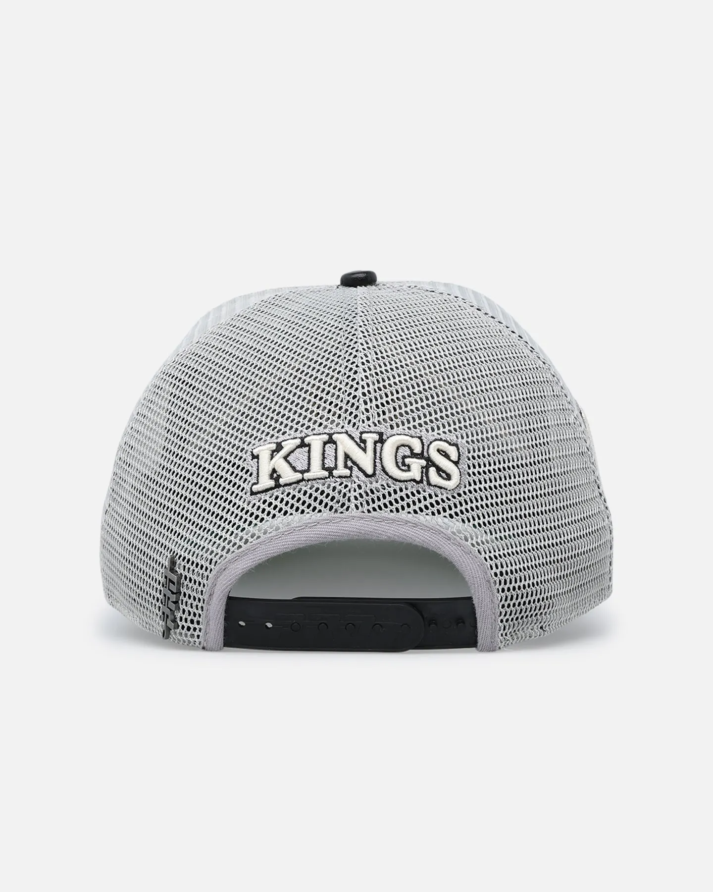 Pro Standard Los Angeles Kings Chevron Pinch Front Trucker Snapback Gray sold by Culture Kings product image thumbnail 2