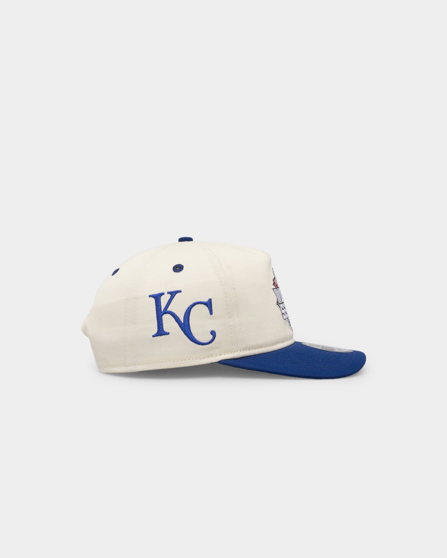 New Era Kansas City Royals '2010's World Series Through The Decades' 2015 World Series Golfer Snapback Chrome White sold by Culture Kings product image thumbnail 3