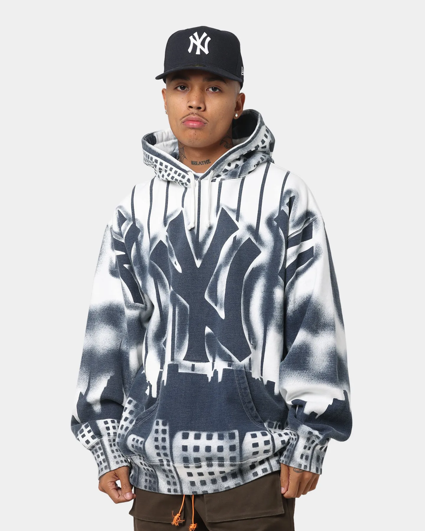 パーカー・フーディ FW21 Supreme New York Yankees Airbrush Hooded Sweatshirt Supreme®/New York Yankees™ Airbrush Hooded Sweatshirt – Supreme
