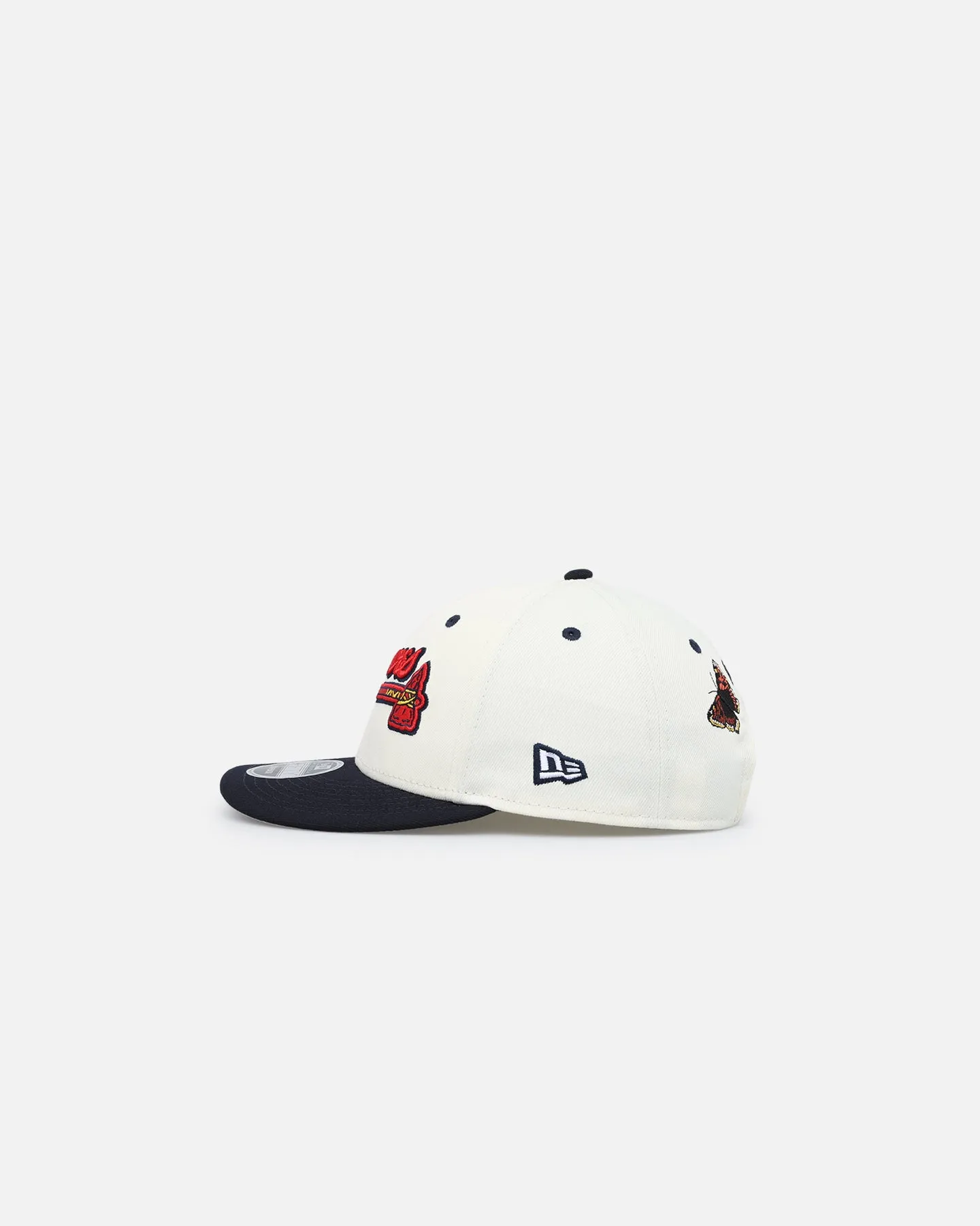 New Era X Felt Atlanta Braves 9FIFTY Snapback Chrome White sold by Culture Kings product image thumbnail 4