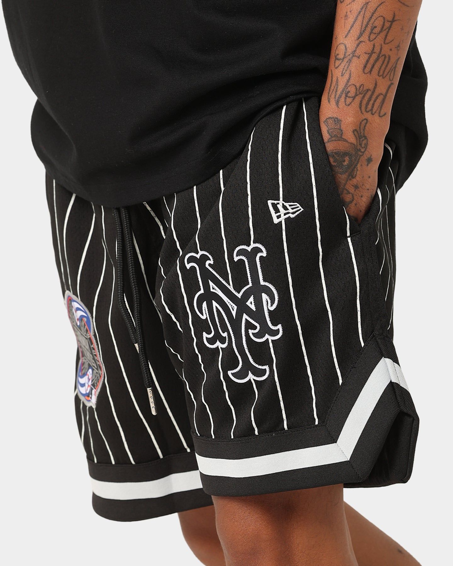 New Era New York Mets Mesh Short Black sold by Culture Kings product image thumbnail 4