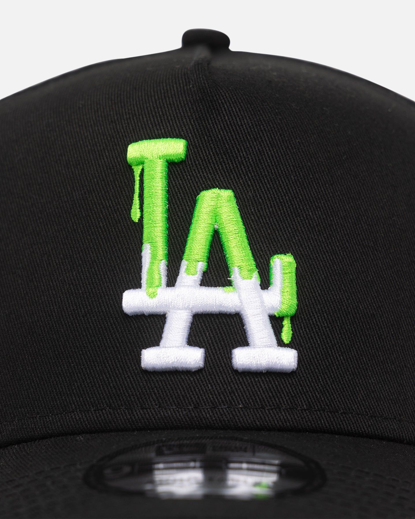 New Era Los Angeles Dodgers "Drip Logo" 9FORTY A-Frame Snapback Black/White/Green sold by Culture Kings product image thumbnail 5