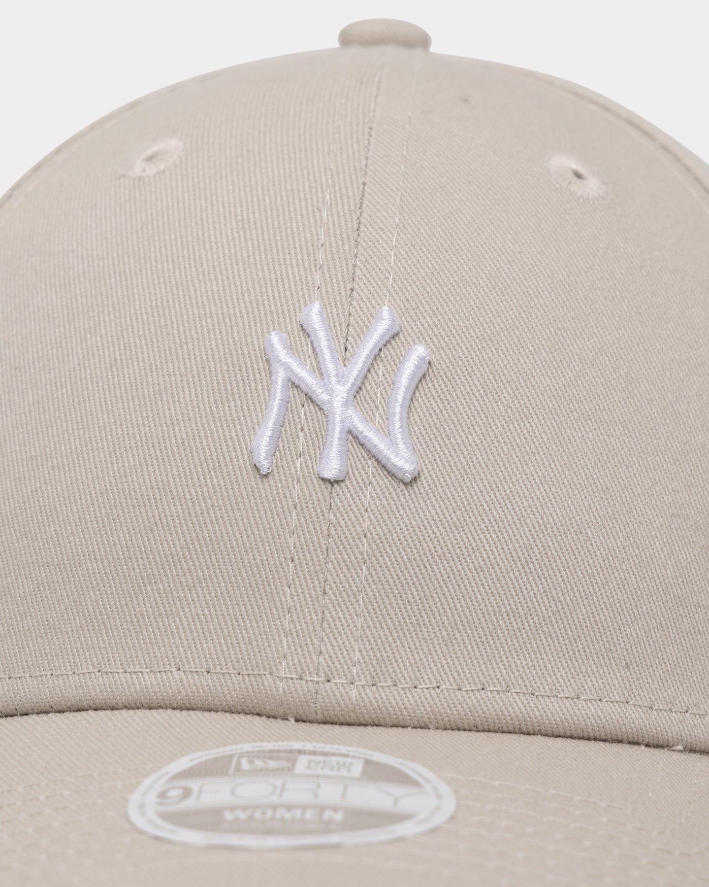 New Era New York Yankees 9FORTY Casual Strapback Light Beige sold by Culture Kings product image thumbnail 5