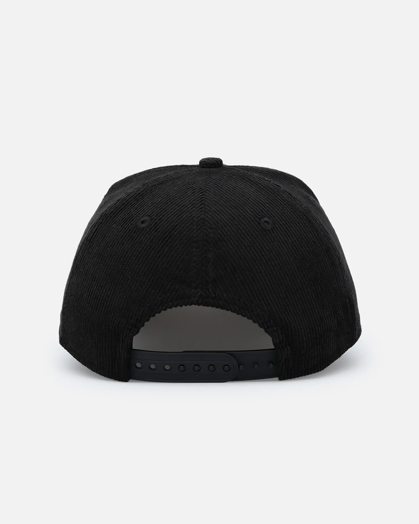 New Era Atlanta Braves 'Corduroy Rose' Pre-Curved Golfer Snapback Black Corduroy/White sold by Culture Kings product image thumbnail 3