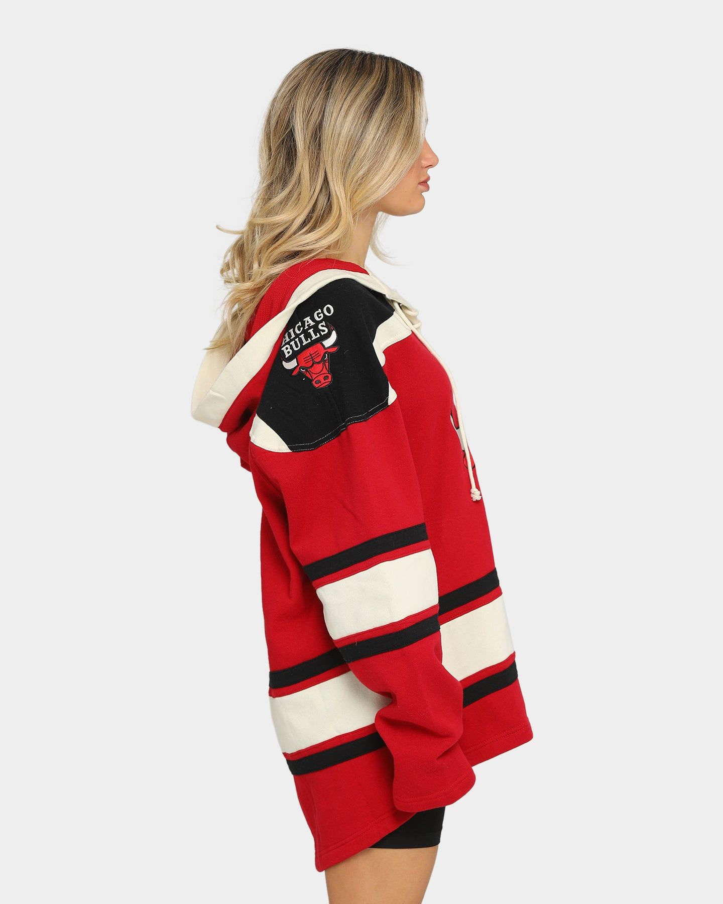 47 Brand Chicago Bulls Superior Lacer Hoodie Red sold by Culture Kings product image thumbnail 5