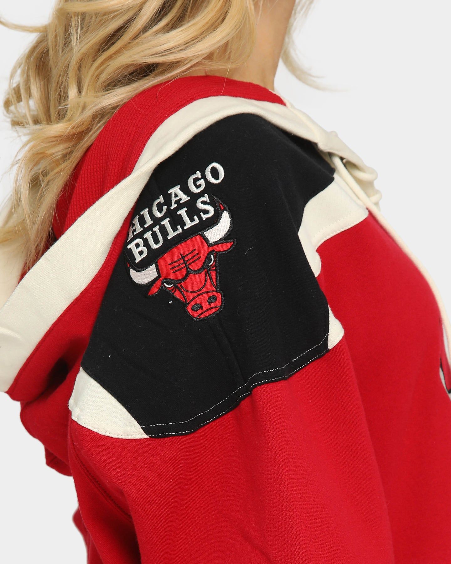 47 Brand Chicago Bulls Superior Lacer Hoodie Red sold by Culture Kings product image thumbnail 4