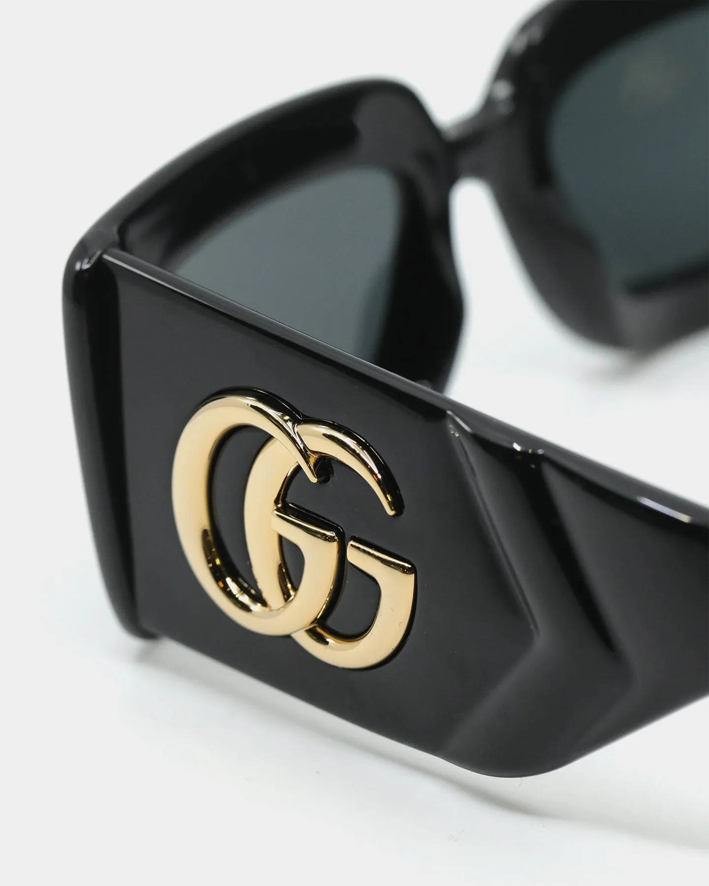 Gucci GG0811S001(56)-3 Sunglasses Black sold by Culture Kings product image thumbnail 4