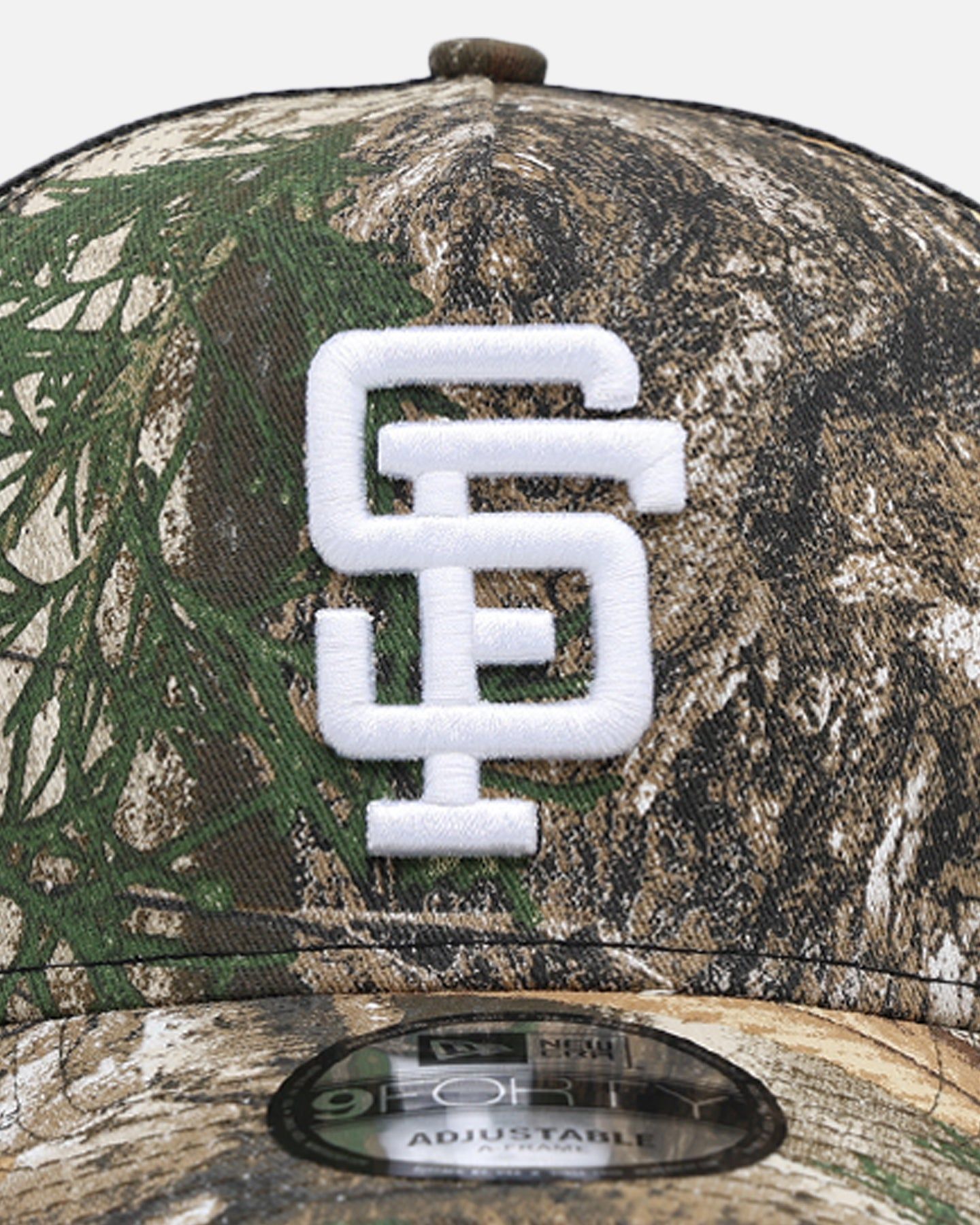 New Era San Francisco Giants 'Real Tree' 9FORTY A-Frame Trucker Snapback Realtree Edge sold by Culture Kings product image thumbnail 5