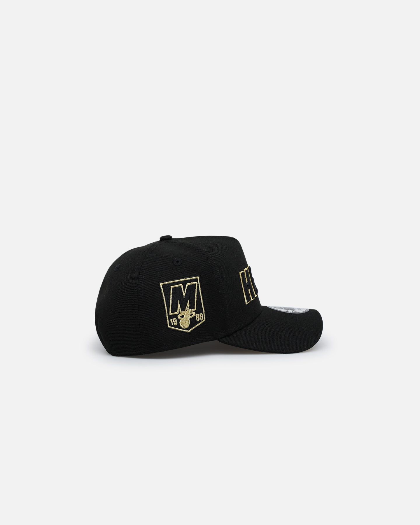 New Era Miami Heat 'NBA Gold Links' 9FORTY A-Frame Snapback Black/Gold sold by Culture Kings product image thumbnail 3