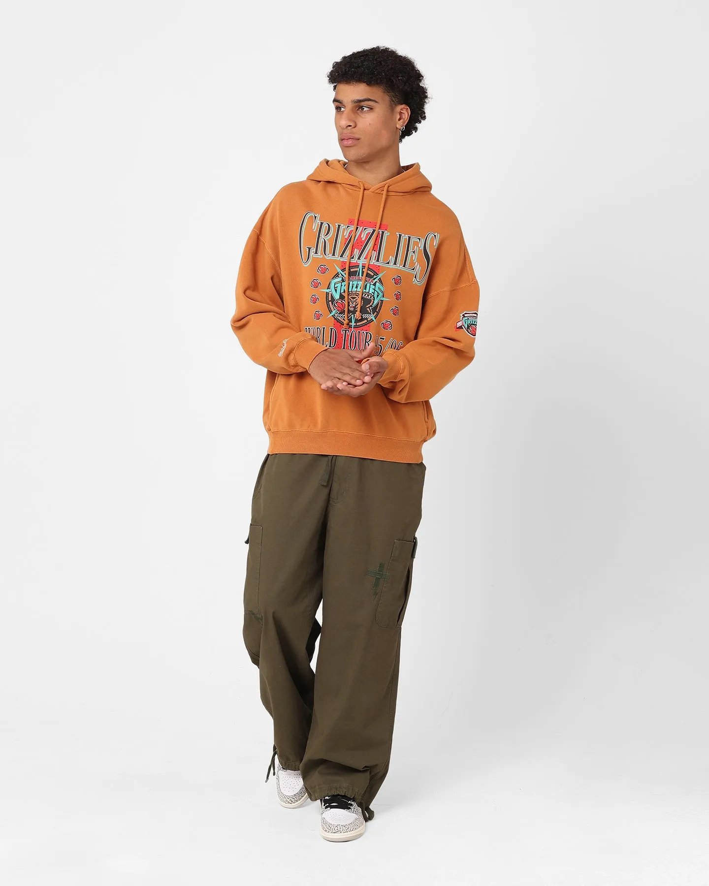 Mitchell & Ness Vancouver Grizzlies Tour Hoodie Bronze sold by Culture Kings product image thumbnail 3