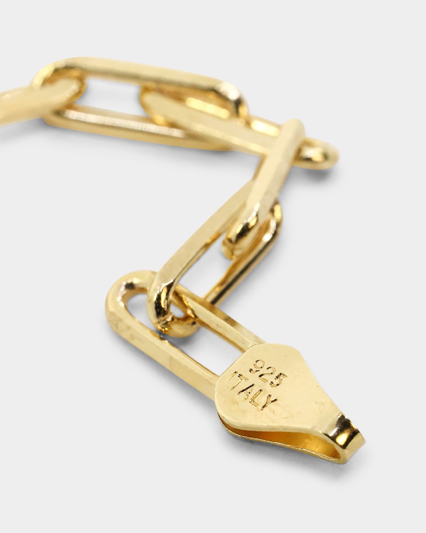 House Of Auric 10.5mm Long Cable Chain 18K Gold Vermeil sold by Culture Kings product image thumbnail 12