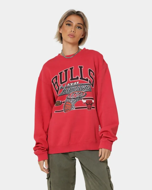 Mitchell & Ness Chicago Bulls Hoop Crewneck Faded Red sold by Culture Kings