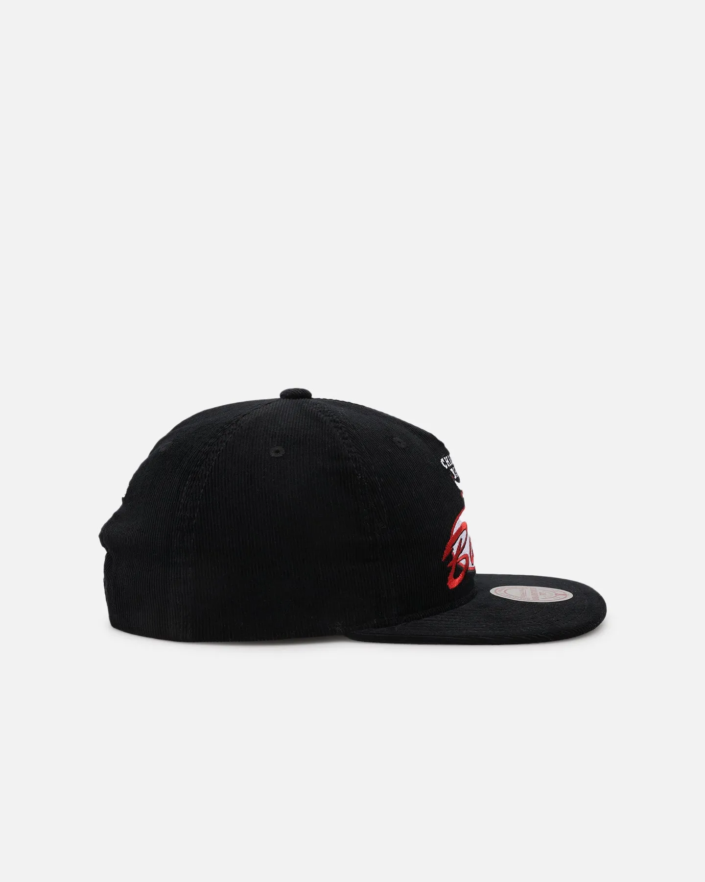 Mitchell & Ness Chicago Bulls Centre Circle Origin Snapback Black sold by Culture Kings product image thumbnail 4