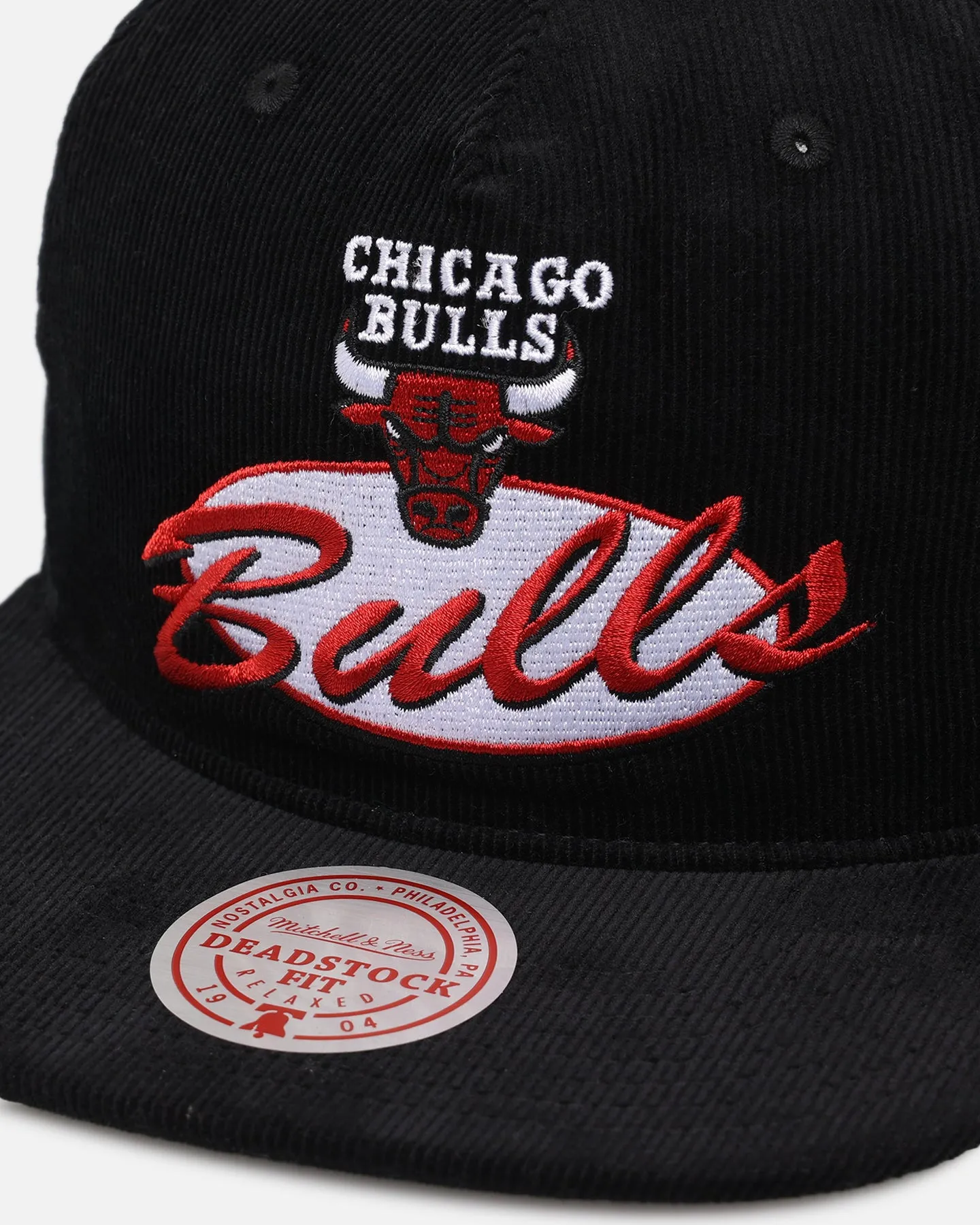 Mitchell & Ness Chicago Bulls Centre Circle Origin Snapback Black sold by Culture Kings product image thumbnail 2