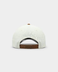 New Era Atlanta Braves 'Toasted Peanut' 2-Tone 9FORTY A-Frame Snapback White sold by Culture Kings
