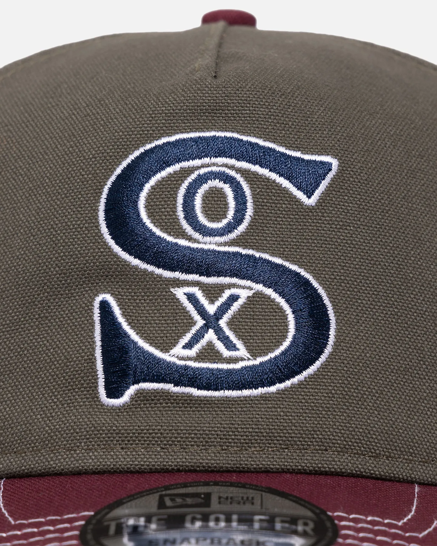 New Era Chicago White Sox 'Contrast Visor' Pre-Curved Golfer Snapback Moss/Maroon sold by Culture Kings product image thumbnail 5