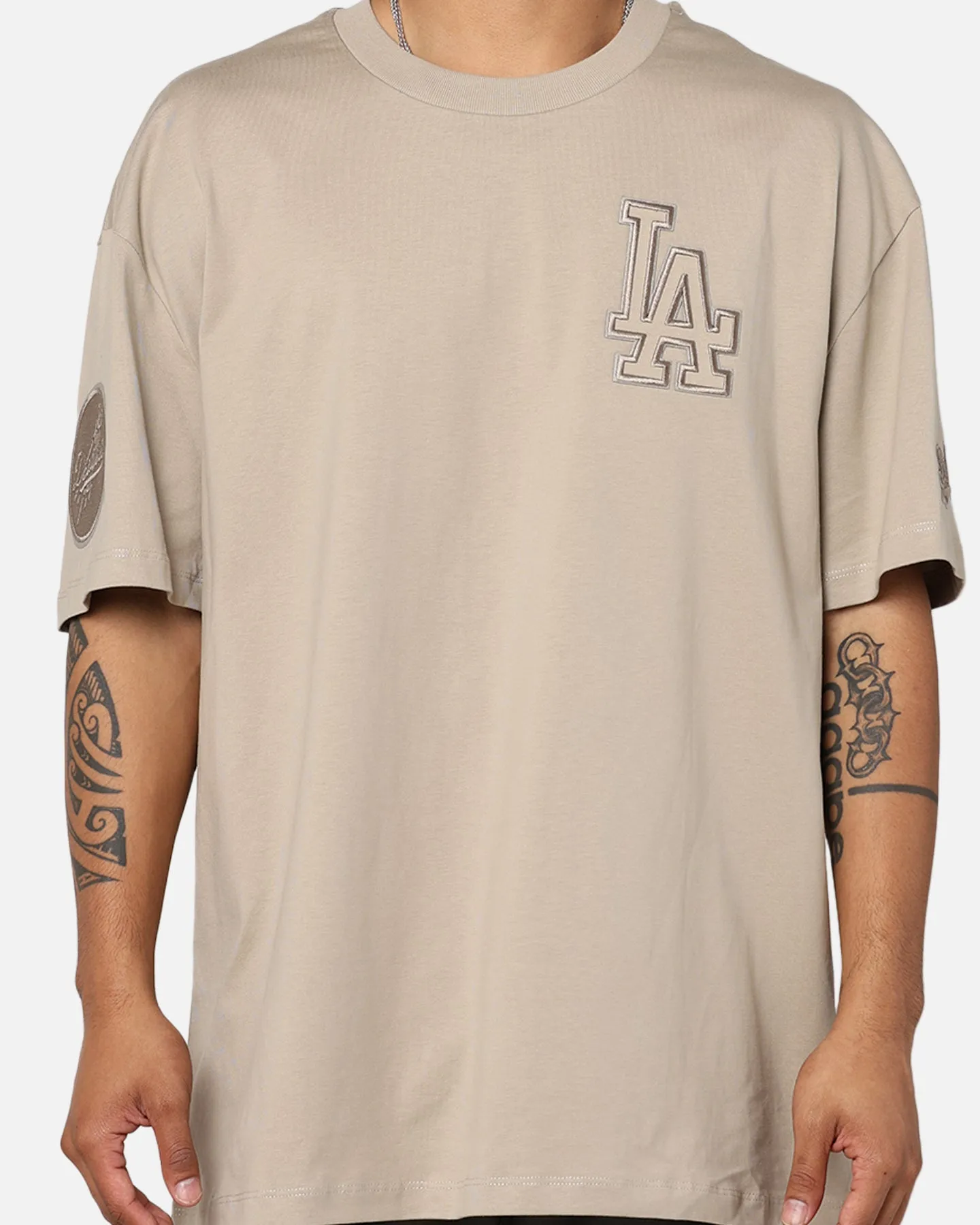 Pro Standard Los Angeles Dodgers Drop Shoulder T-Shirt Taupe sold by Culture Kings product image thumbnail 2