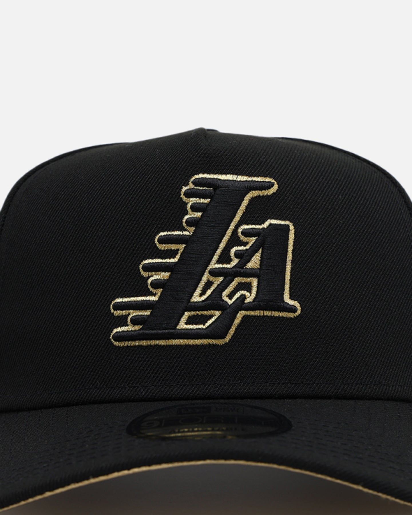 New Era Los Angeles Lakers 'NBA Gold Links' 9FORTY A-Frame Snapback Black/Gold sold by Culture Kings product image thumbnail 5