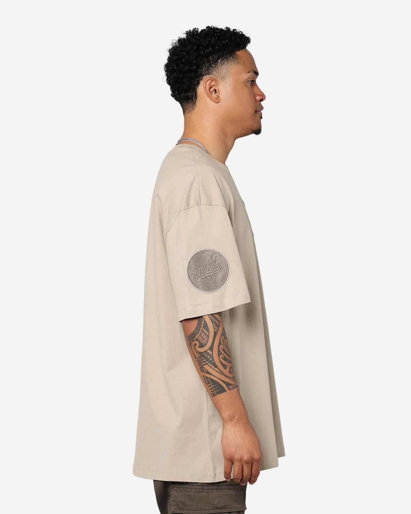 Pro Standard Los Angeles Dodgers Drop Shoulder T-Shirt Taupe sold by Culture Kings product image thumbnail 4