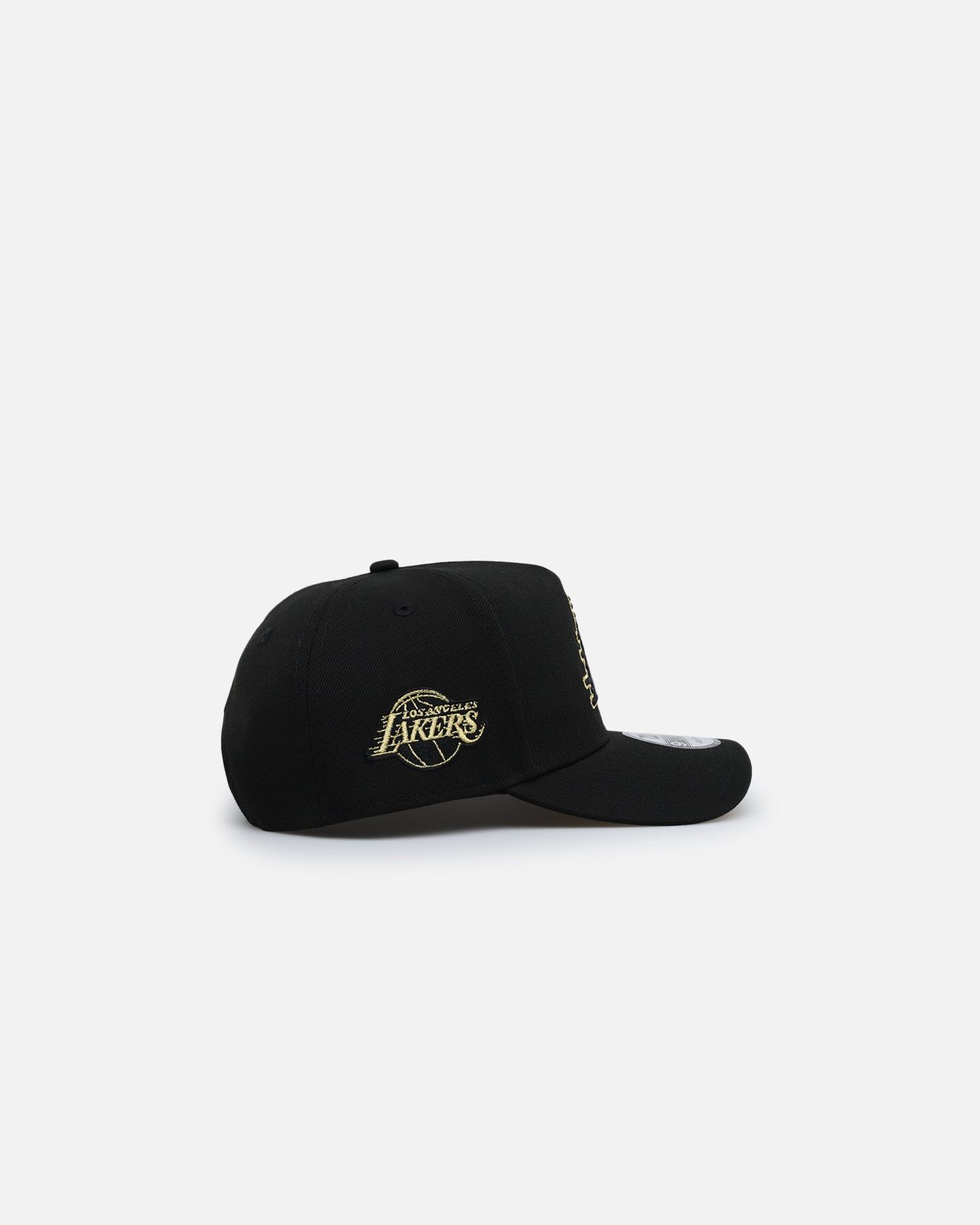 New Era Los Angeles Lakers 'NBA Gold Links' 9FORTY A-Frame Snapback Black/Gold sold by Culture Kings product image thumbnail 3