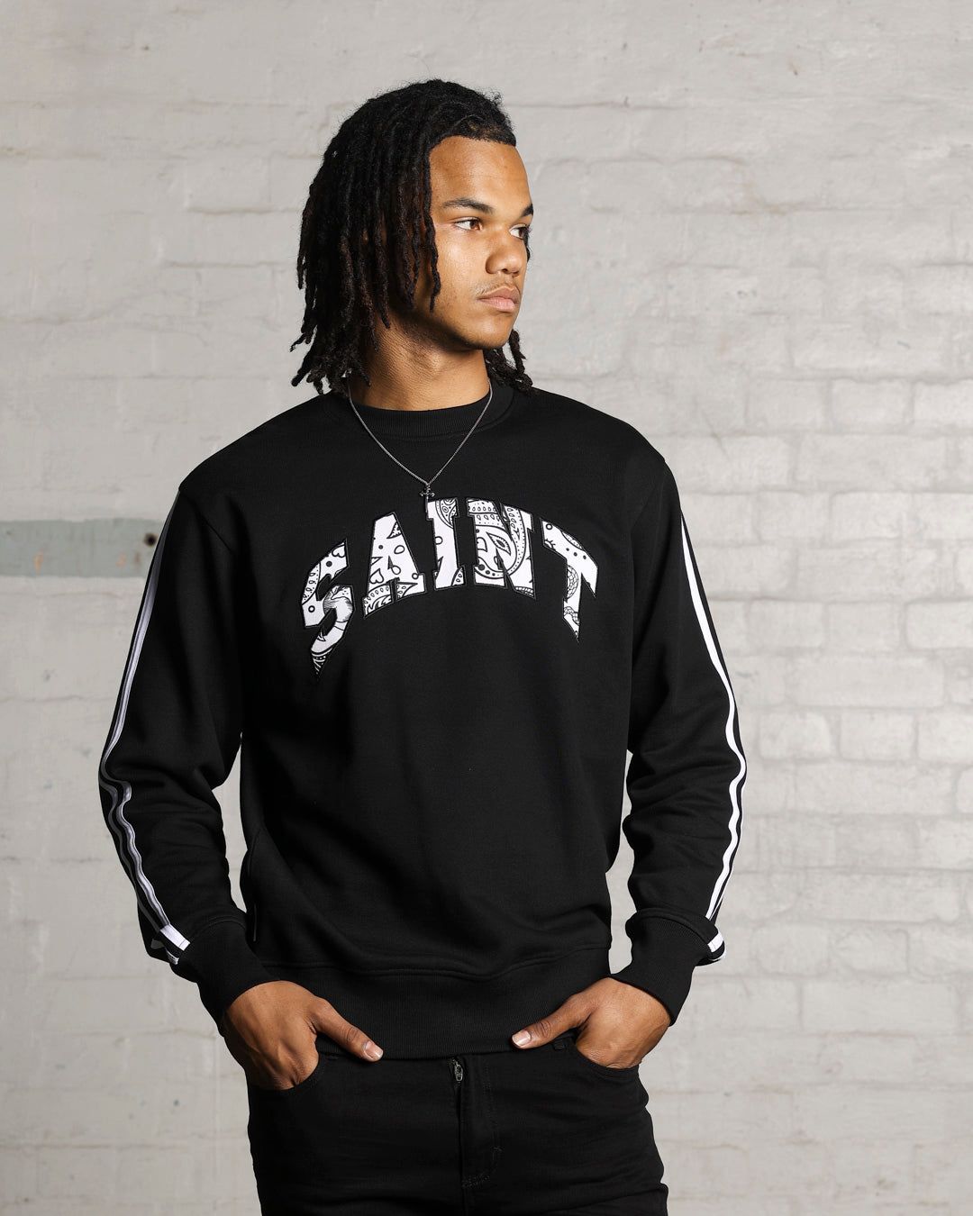 Saint Morta La Palla Box Crewneck Black/White sold by Culture Kings