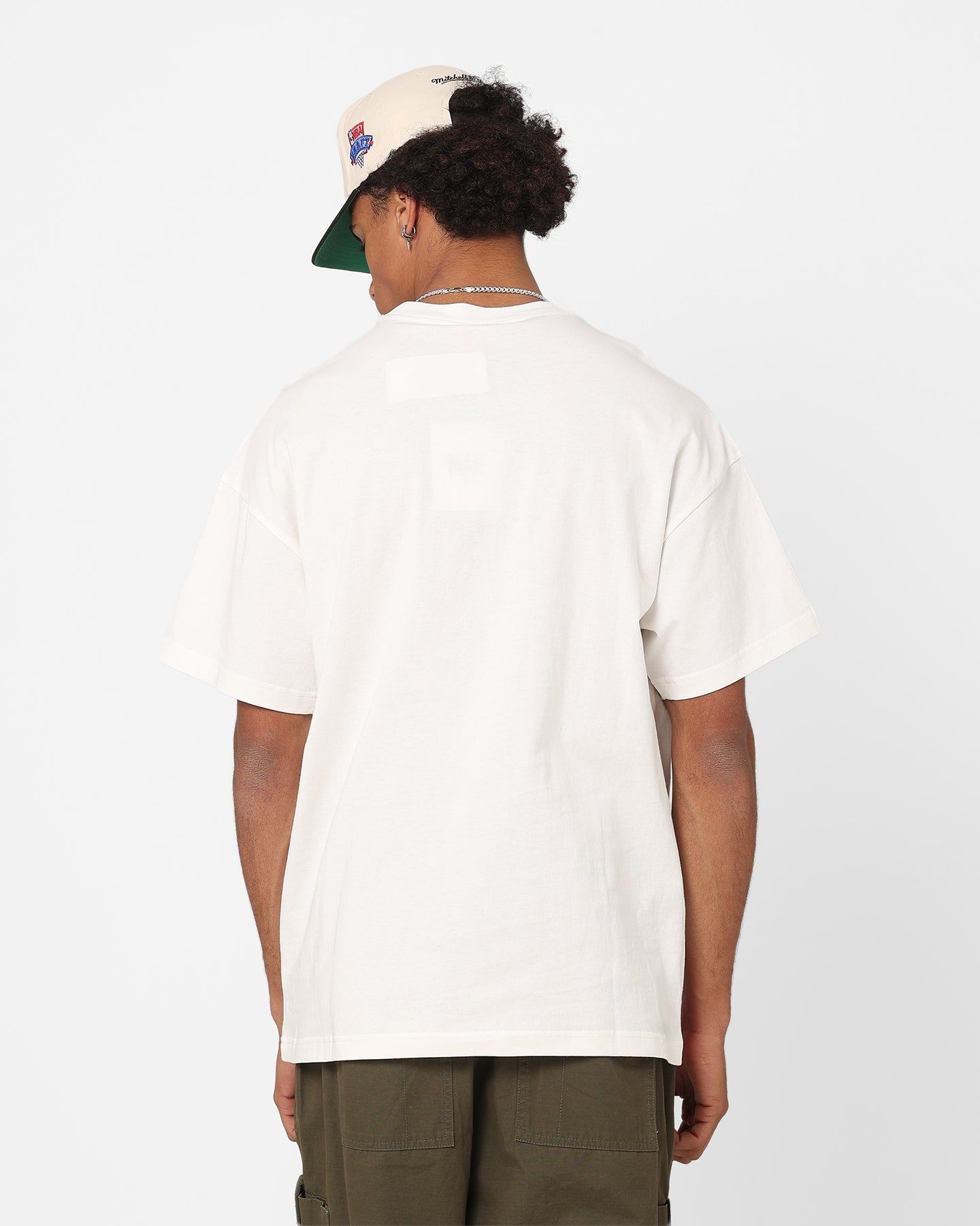 Mitchell & Ness Chicago Bulls Dennis Rodman Blockade T-Shirt Vintage White sold by Culture Kings product image thumbnail 4