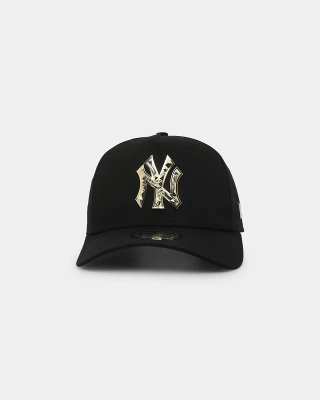 New Era New York Yankees 'Fractured Metal' Badge 9FORTY K-Frame Snapback Black sold by Culture Kings