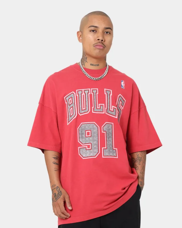 Mitchell & Ness Chicago Bulls Dennis Rodman Oversized T-Shirt Faded Red sold by Culture Kings