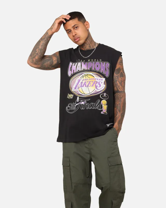 Mitchell & Ness Los Angeles Lakers Vintage Muscle T-Shirt Faded Black made by Culture Kings