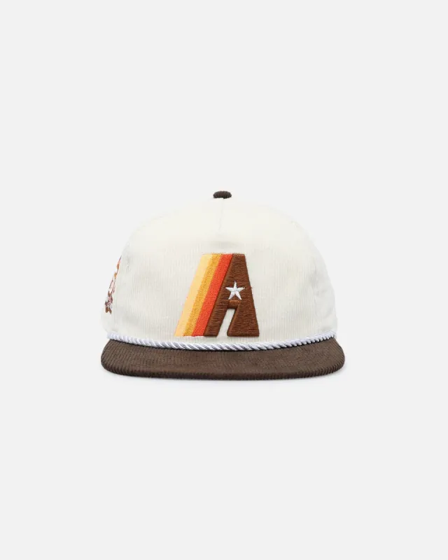 New Era Houston Astros '2-Tone Corduroy' Golfer Snapback Chrome/Walnut sold by Culture Kings