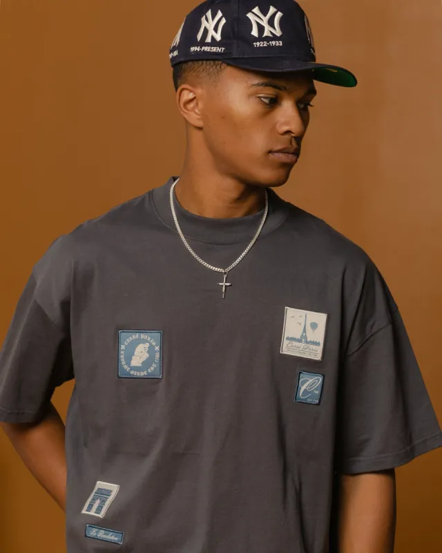 Carre Avant Oversized Short Sleeve T-Shirt Coal sold by Culture Kings