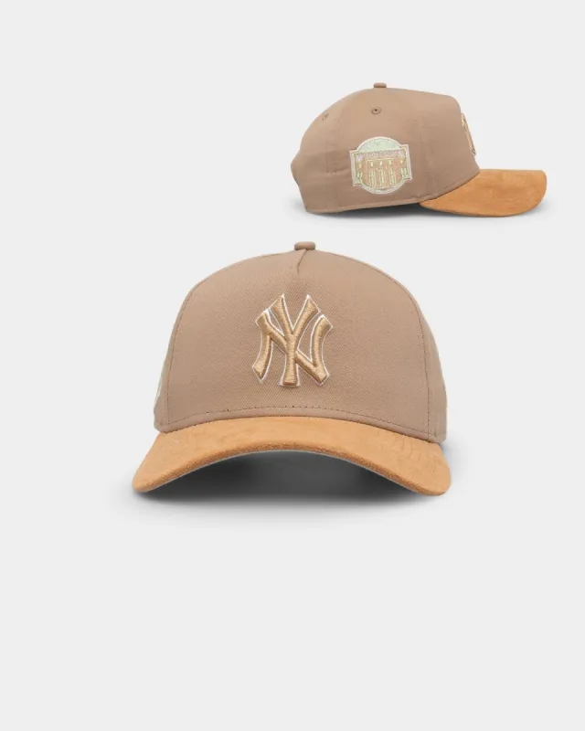 New Era New York Yankees 'Desert Suede' 9FORTY A-Frame Snapback Camel/Wheat sold by Culture Kings