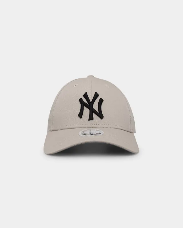 New Era New York Yankees 'Stone Black' 9FORTY Casual Strapback Light Beige sold by Culture Kings