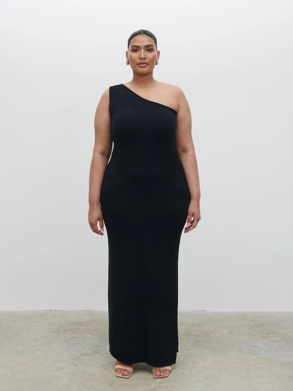 Juno One Shoulder Knit Maxi Dress Curve - Black sold by Pretty Lavish product image thumbnail 5