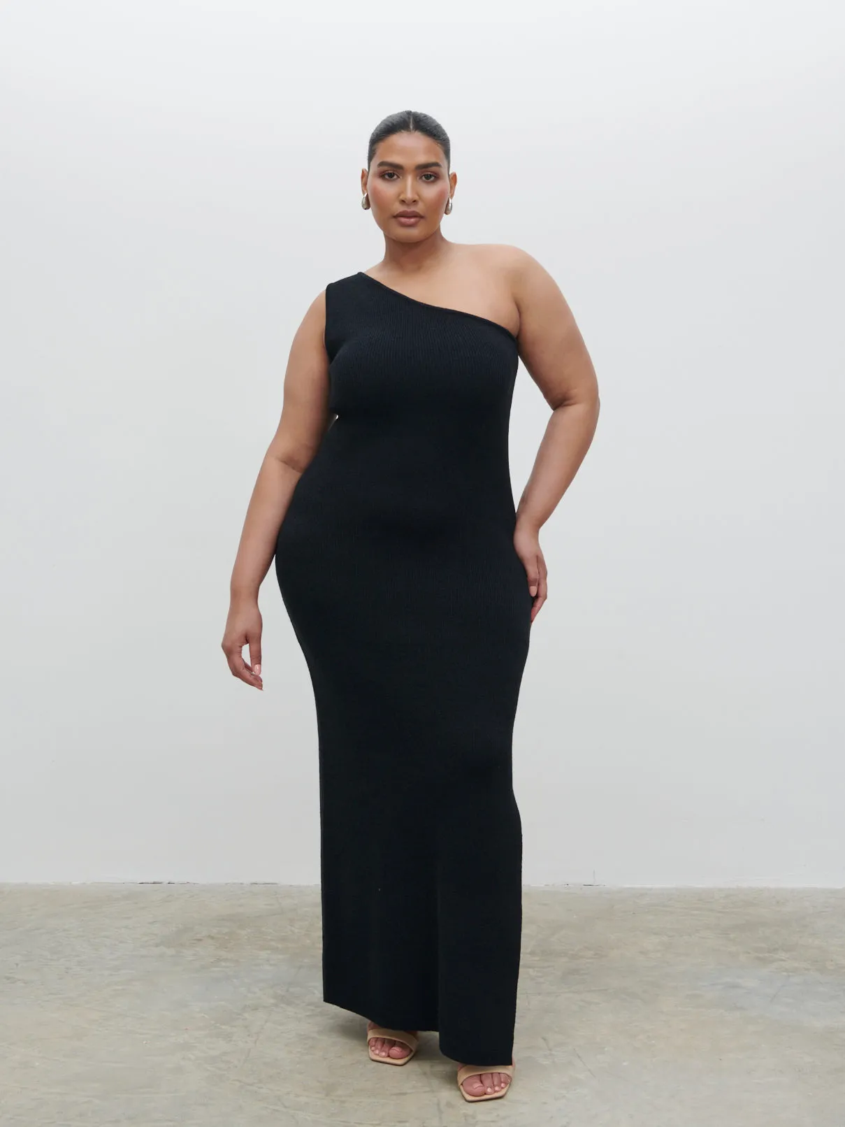 Juno One Shoulder Knit Maxi Dress Curve - Black sold by Pretty Lavish