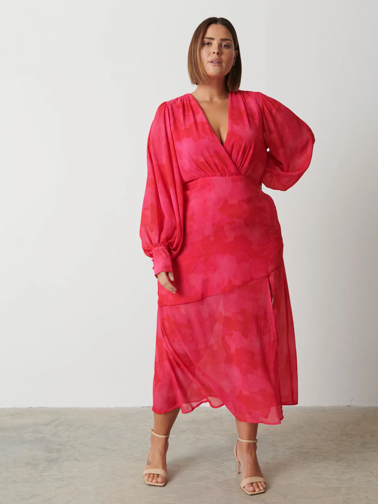 Lilianna Backless Balloon Sleeve Printed Dress Curve - Pink and Red Watercolour sold by Pretty Lavish