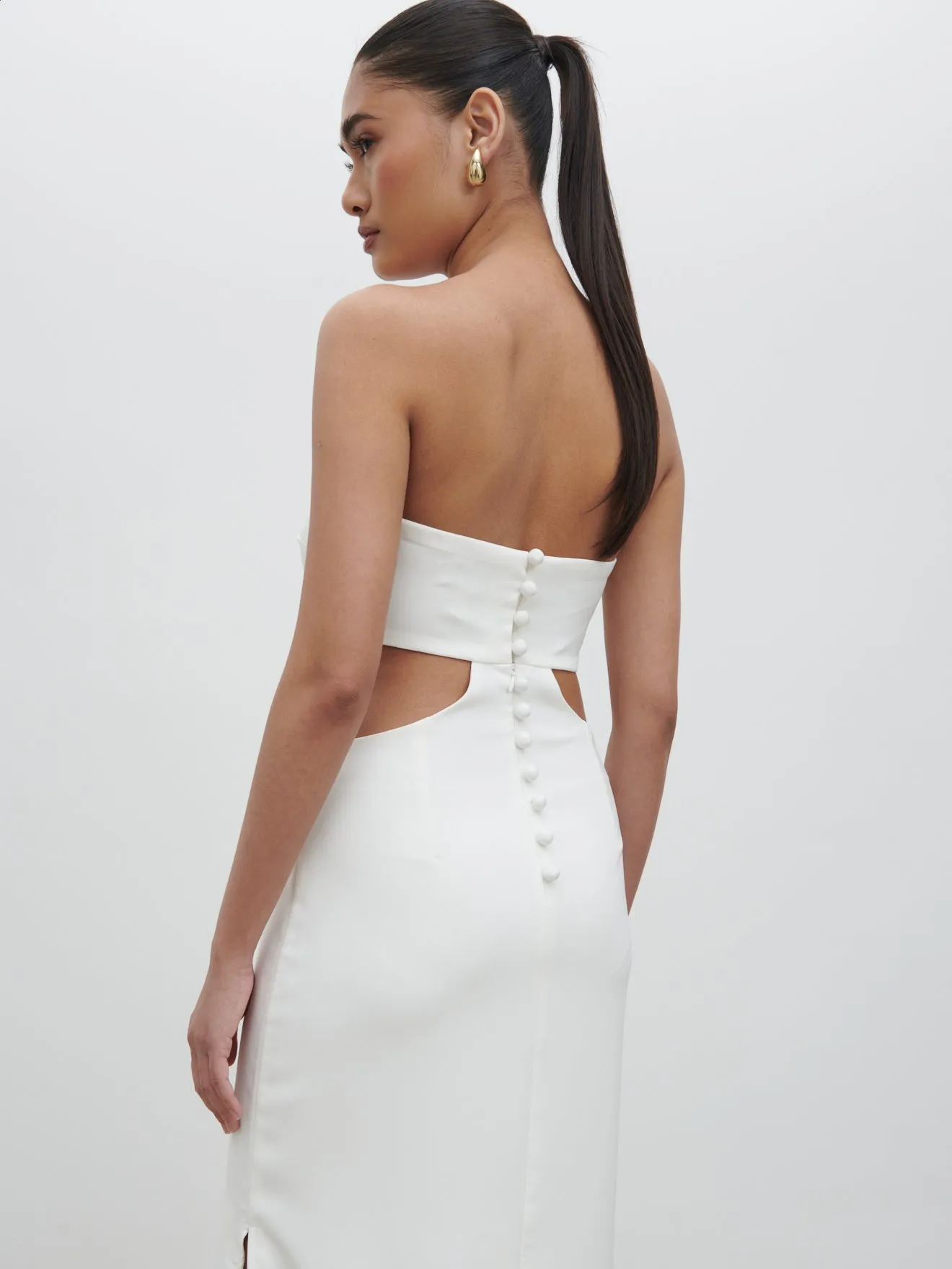 Verde Bandeau Cut Out Maxi Dress - Ivory sold by Pretty Lavish product image thumbnail 4