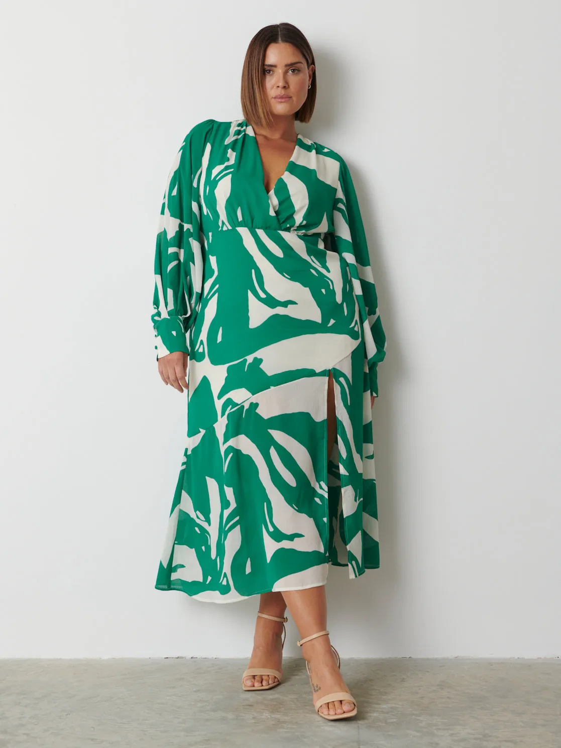 Lilianna Backless Balloon Sleeve Printed Dress Curve - Green Abstract sold by Pretty Lavish product image thumbnail 4