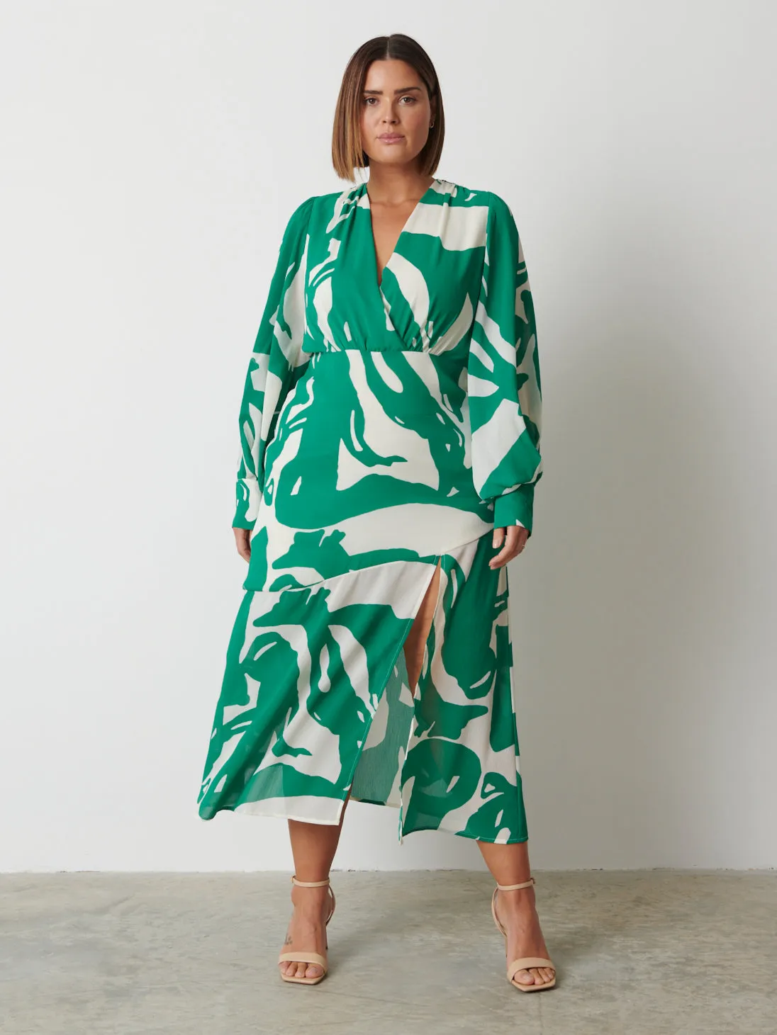 Lilianna Backless Balloon Sleeve Printed Dress Curve - Green Abstract sold by Pretty Lavish